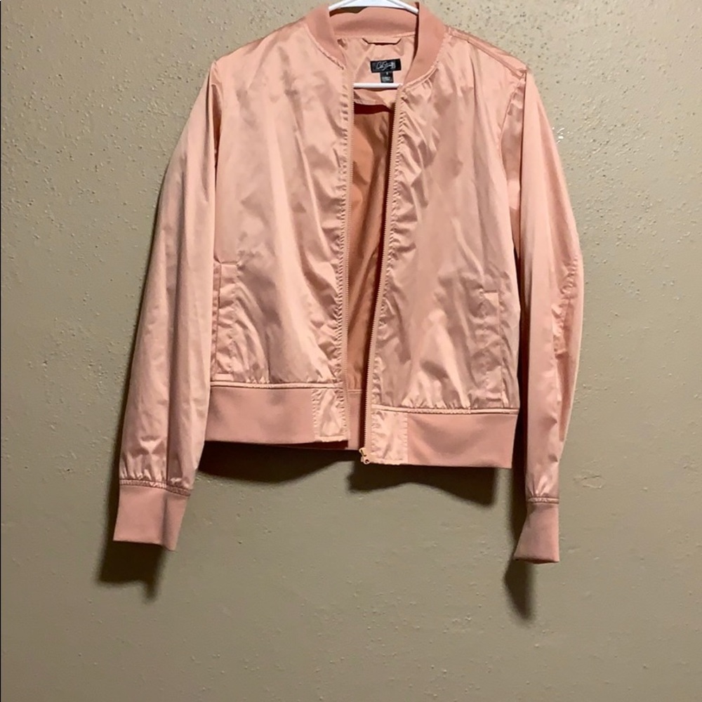 zip up jacket